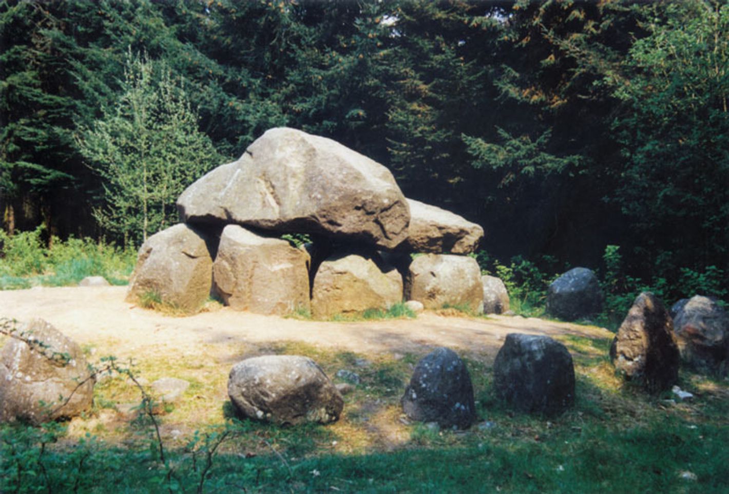 Bodendenkmäler im Everstorfer Forst mit Sühnestein
