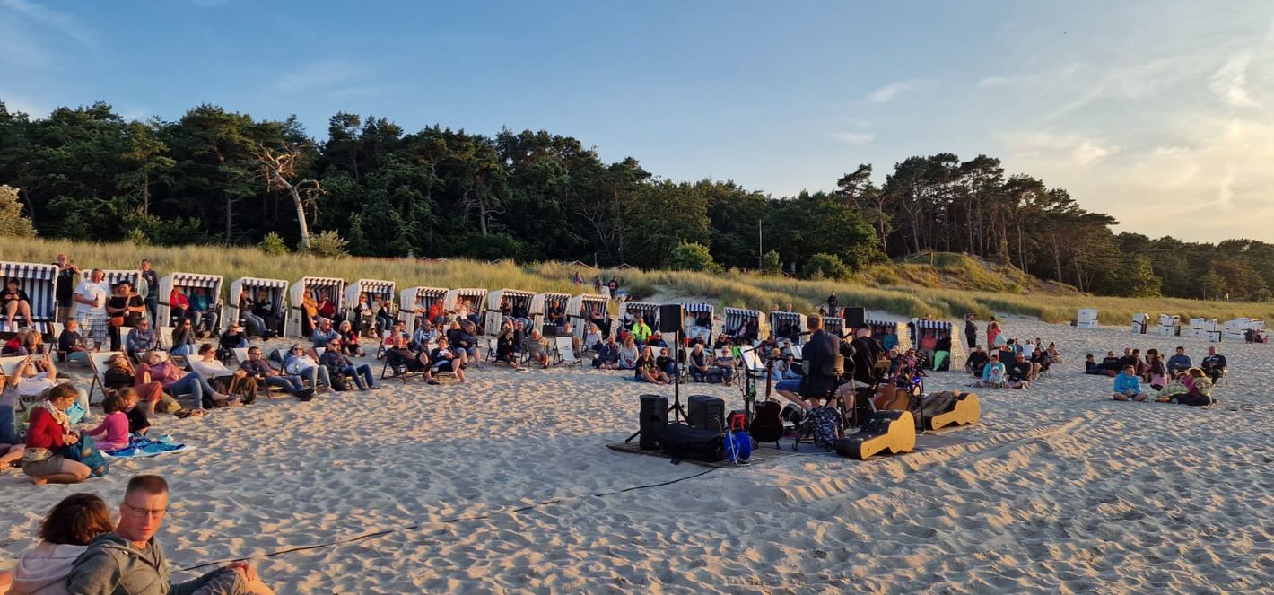 Musik to’n Sünnünnergang mit "De Pausenklöner" | © Strandkonzert - Musik to´n Sünnünnergang