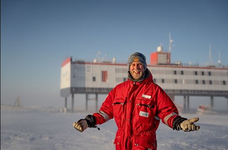 70 Wochen Antarktis - Überwinterung im ewigen Eis - Vortrag von Michael Trautmann - Antarktis-Überwinterer und Fotograf des SPIEGEL-Bestsellers Polarschimmer