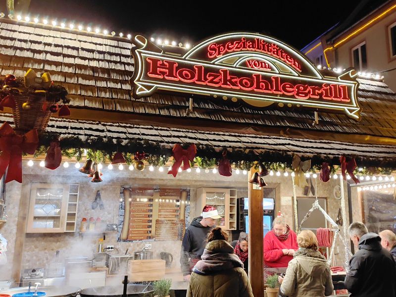 Neubrandenburger Weihnachtsmarkt "Weberglockenmarkt"